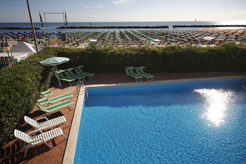 Hotel Villa Sole Resort Bellaria-Igea Marina Ngoại thất bức ảnh