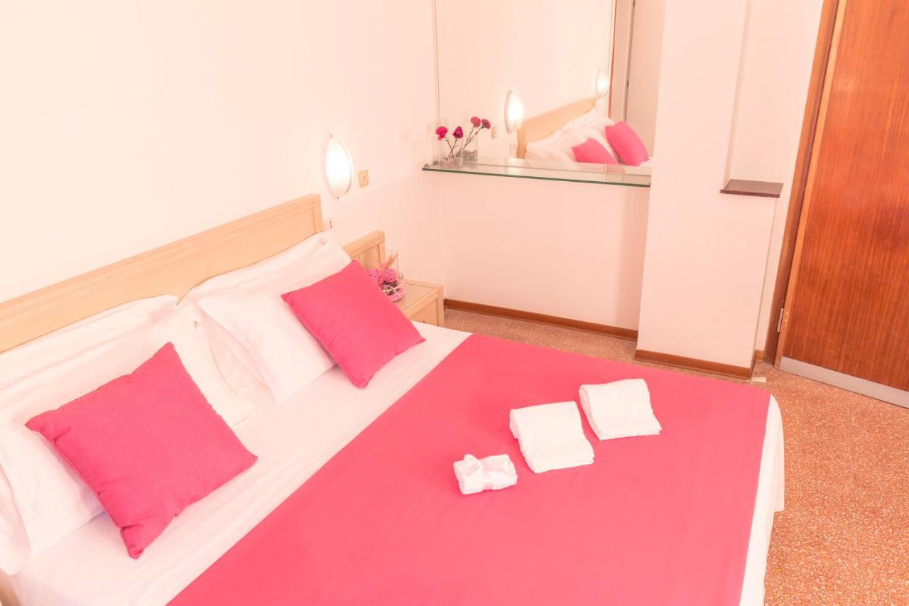 Hotel Villa Sole Resort Bellaria-Igea Marina Ngoại thất bức ảnh