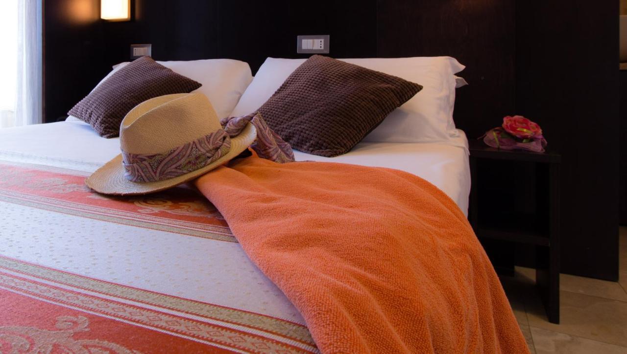 Hotel Villa Sole Resort Bellaria-Igea Marina Ngoại thất bức ảnh